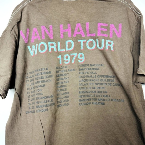 Van Halen NWOT Unisex  Brown Graphic Crew Neck Short Sleeve Casual T-Shirt Large - Picture 7 of 7